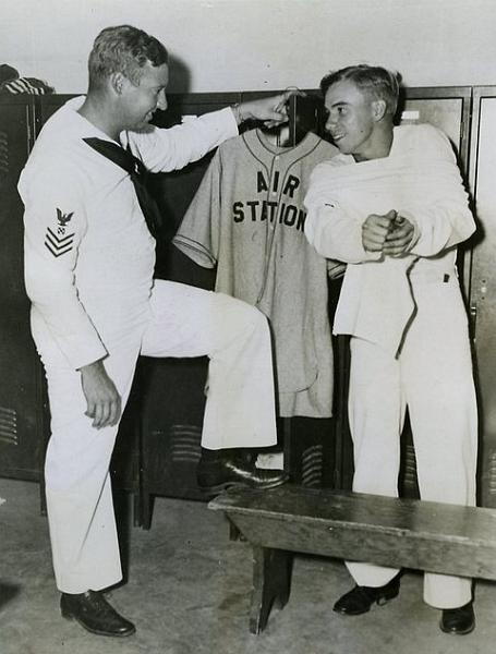 USA/Hugh Casey and Pee Wee Reese